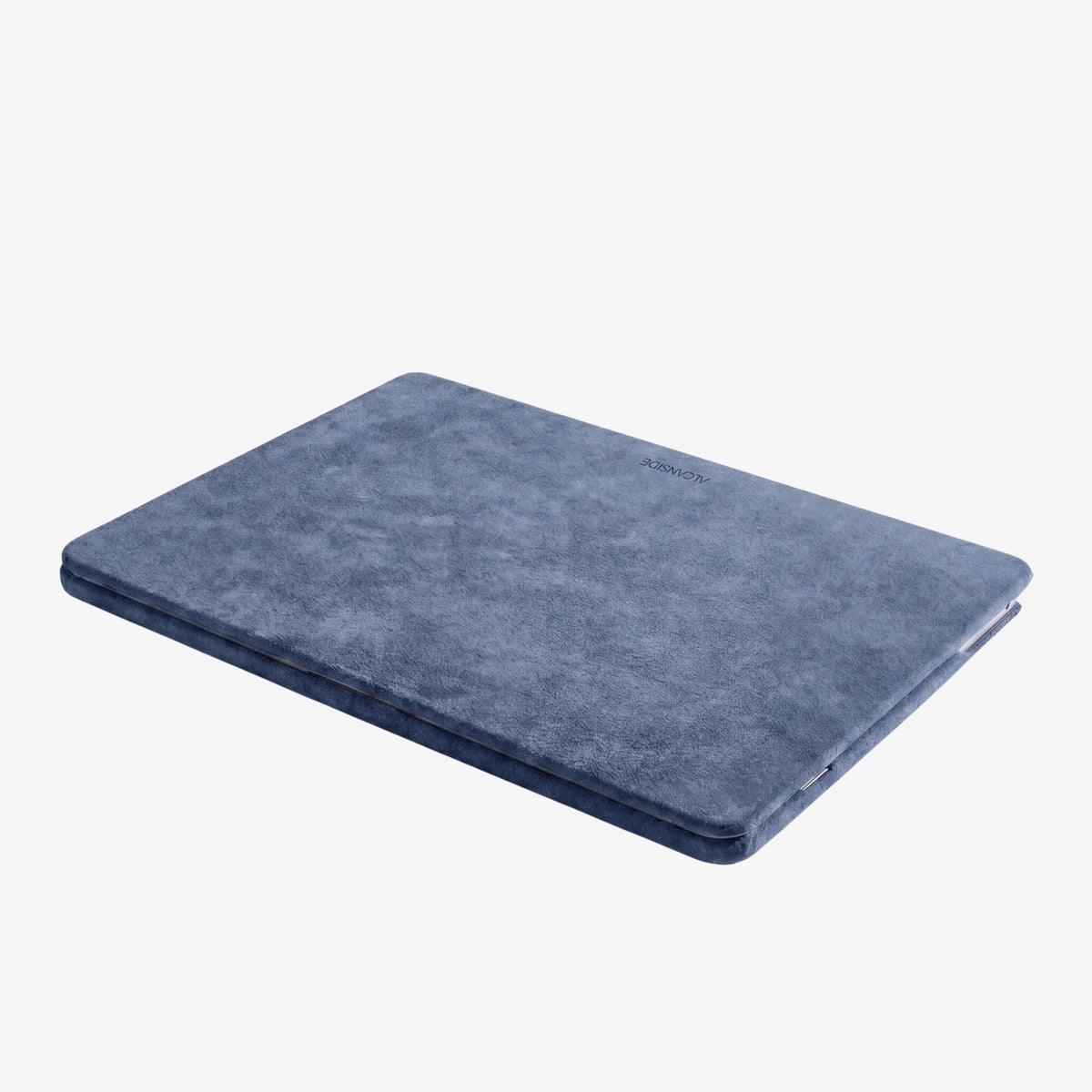Alcantara MacBook Pro & Pro Max Cover - For 16 inch (2021-2024) - Ocean Blue