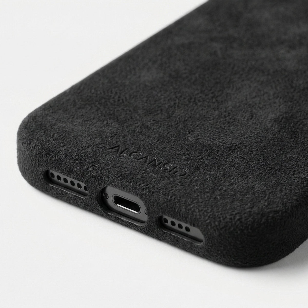 iPhone 15 Pro Max - Alcantara Case - Deep Black