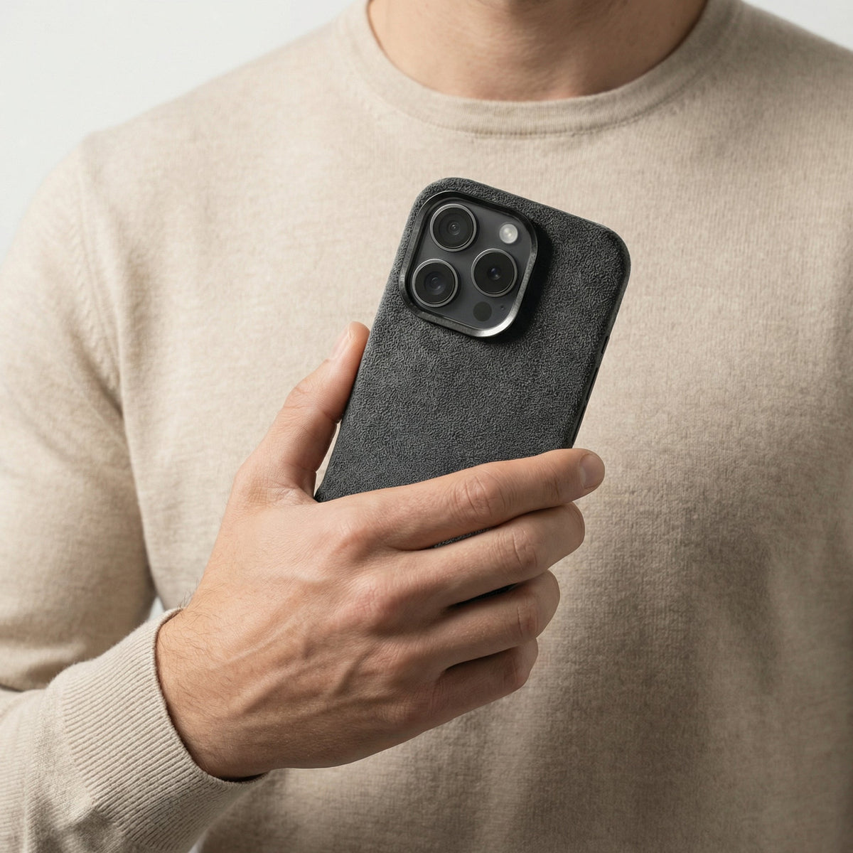 iPhone 16 Pro Max - Alcantara Case - Space Grey