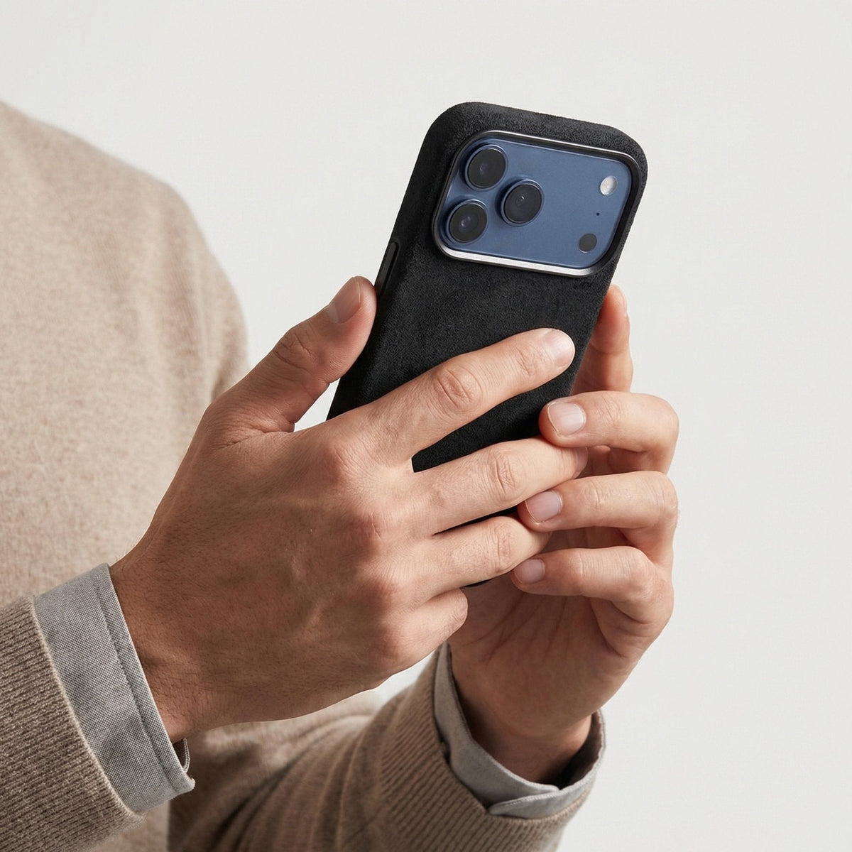iphone alcantara case - Deep Black